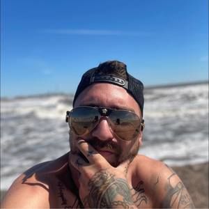 Meet your Posher, Beau